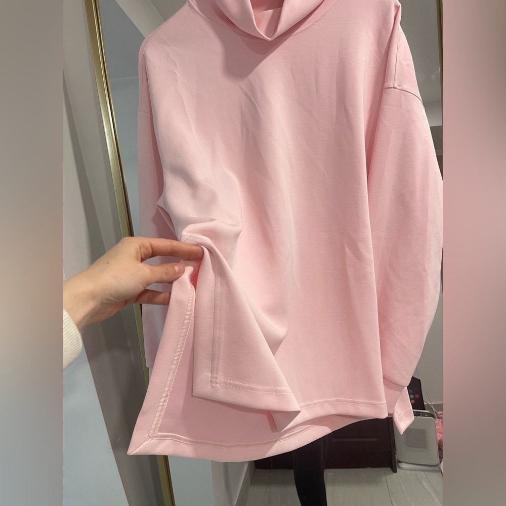 NWOT Lululemon Softstreme Funnel neck Long Pullover
strawberry Milkshake large - Picture 9 of 10